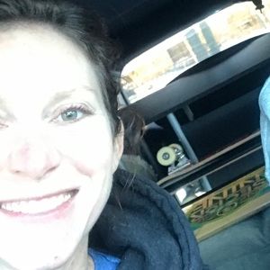 Meet your Posher, Laura